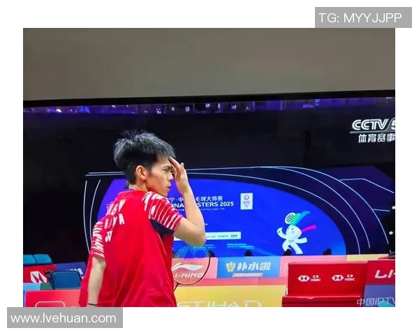 南京羽毛球队与武汉羽毛球队赛后复盘探讨灵活性表现与战术调整